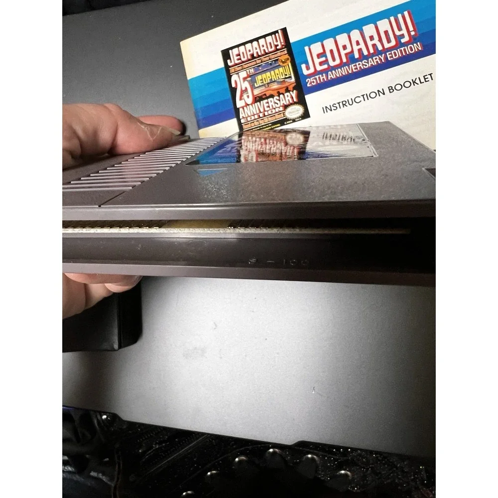 Jeopardy 25th Anniversary Edition Nintendo‎ NES Game with Manual and Sleeve